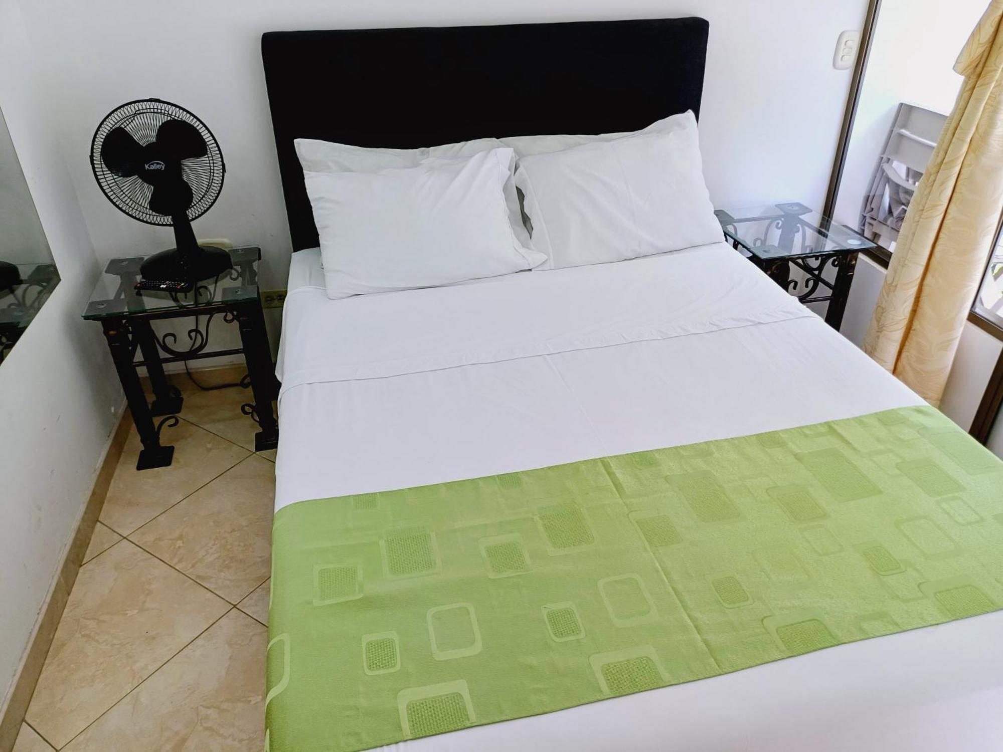 Hotel Campestre La Gaitana Tobia Exterior photo