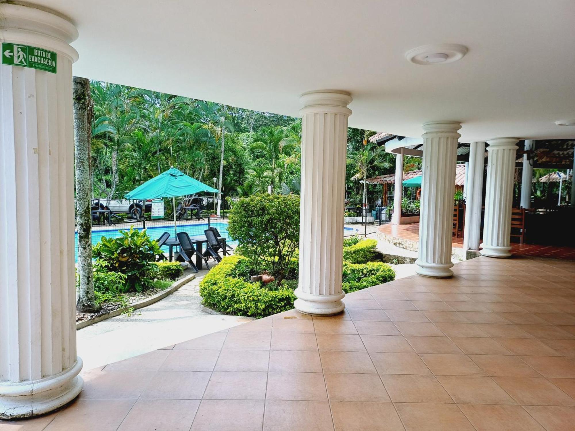 Hotel Campestre La Gaitana Tobia Exterior photo