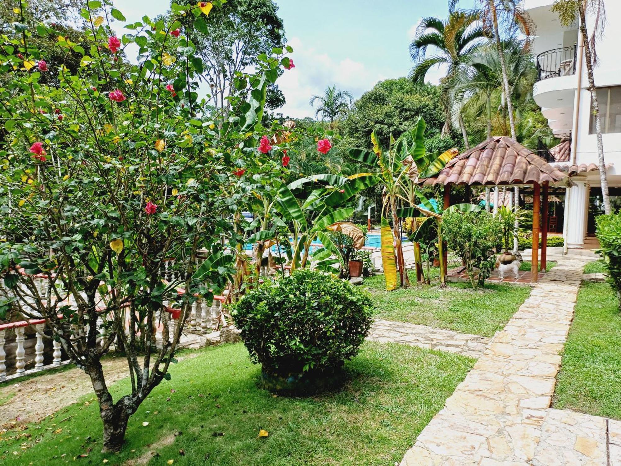Hotel Campestre La Gaitana Tobia Exterior photo