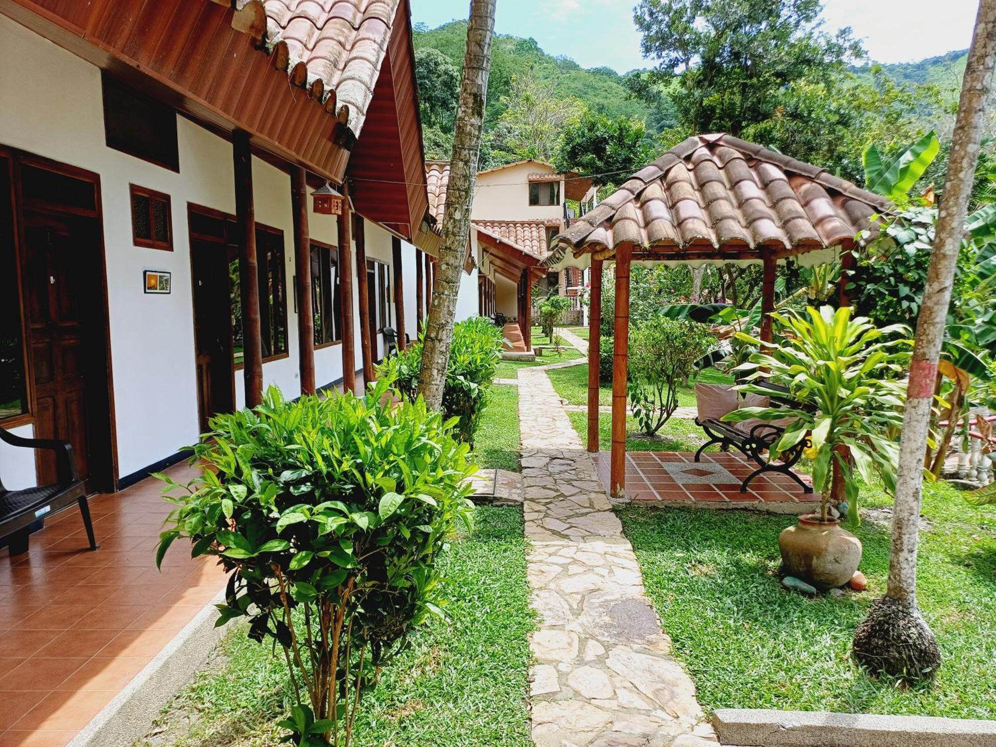 Hotel Campestre La Gaitana Tobia Exterior photo